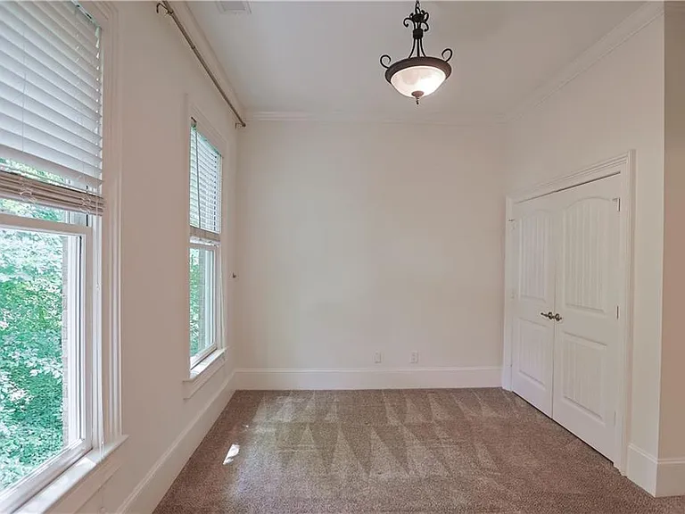 1296 Lenox Park Blvd — Photo 43