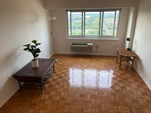 110 Somerset St #2104 — Photo 7