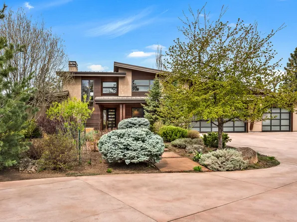 61069 Bachelor View Rd, Bend, OR 97702