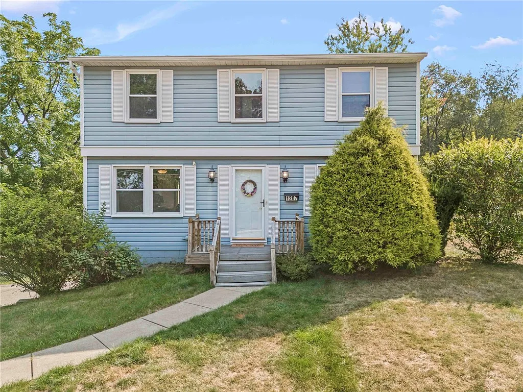 1207 Highfield Rd photo 1