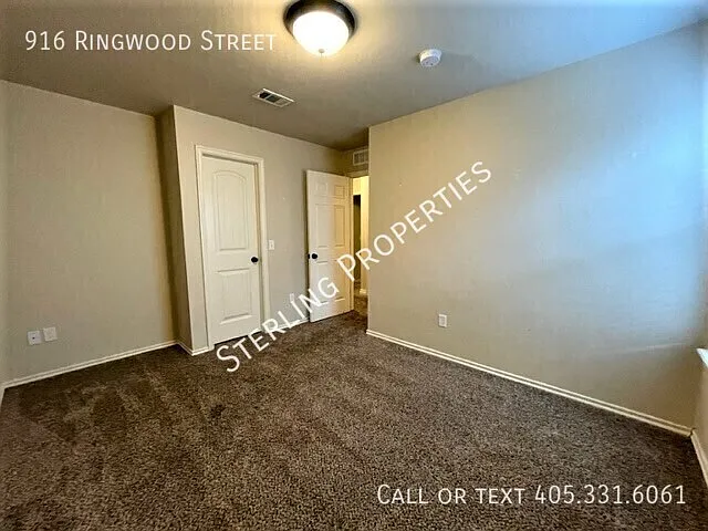 916 Ringwood St — Photo 23