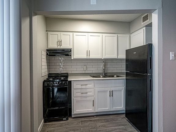 4th image of 1001 Louisiana Blvd NE #1503ee438