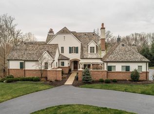 2 Radnor Rd, Saint Louis, MO 63131