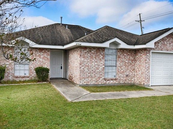 4th image of 2704 Bayou Boeuf Dr