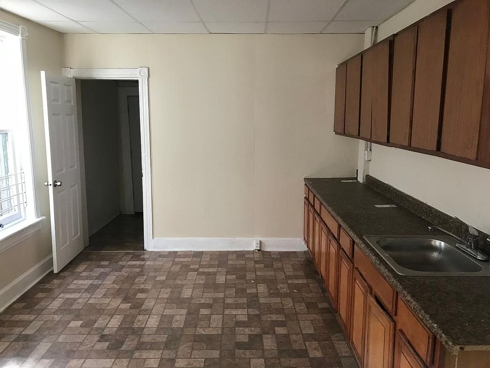 2nd image of 55 Cleveland Ave