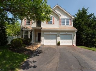 3 Glen Eyre Dr, Bridgewater, NJ 08807