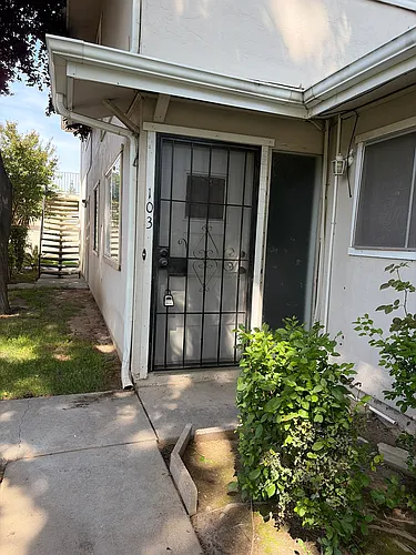 4942 N Holt Ave #103 Photo 1