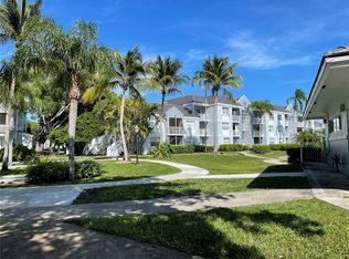 8680 SW 212th St APT 106, Cutler Bay, FL 33189