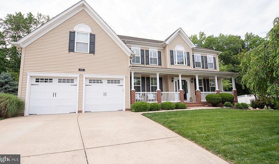 1st image of 41432 Silver Charm Ct