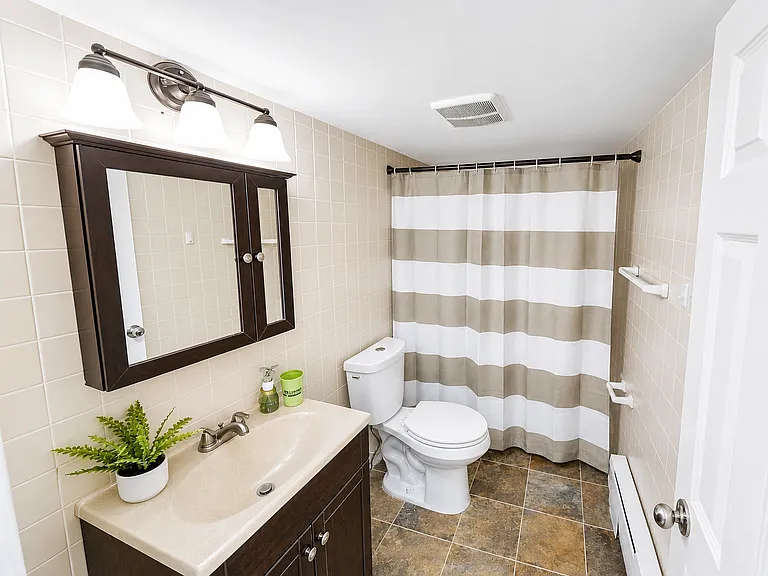 2-Bedroom (Unit 1)