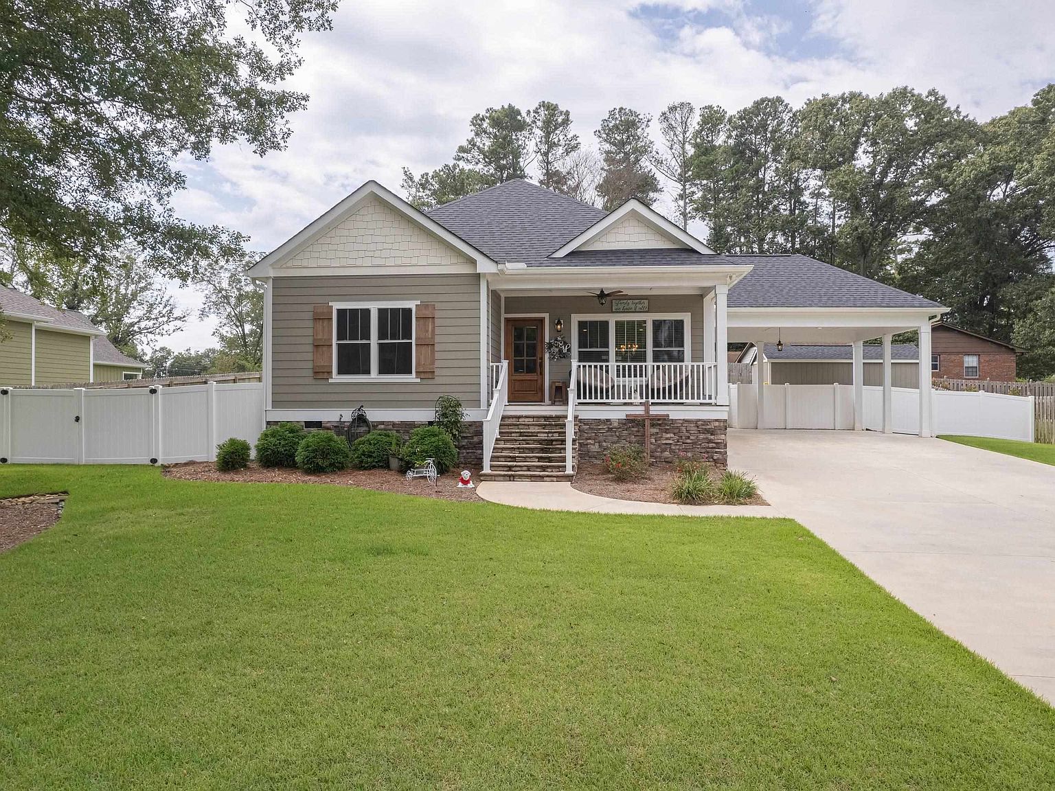 77 Virginia St, Lavonia, GA 30553 MLS 20147165 Zillow