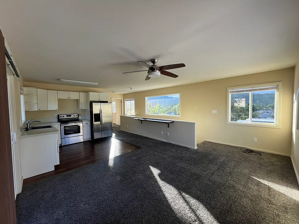 512 Uluoa St #1