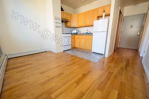 Rented by Genik Group Corp | media 8