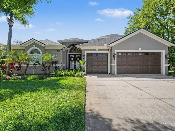 1310 Oxbridge Dr, Lutz, FL 33549