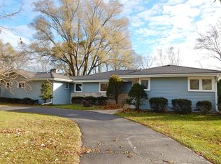 40137 97th St, Genoa City, WI 53128