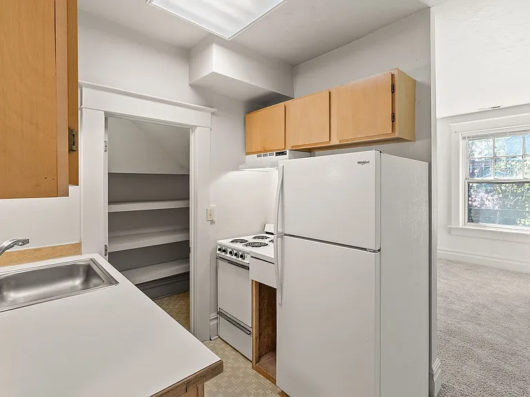 1608 W Main Ave — Photo 62