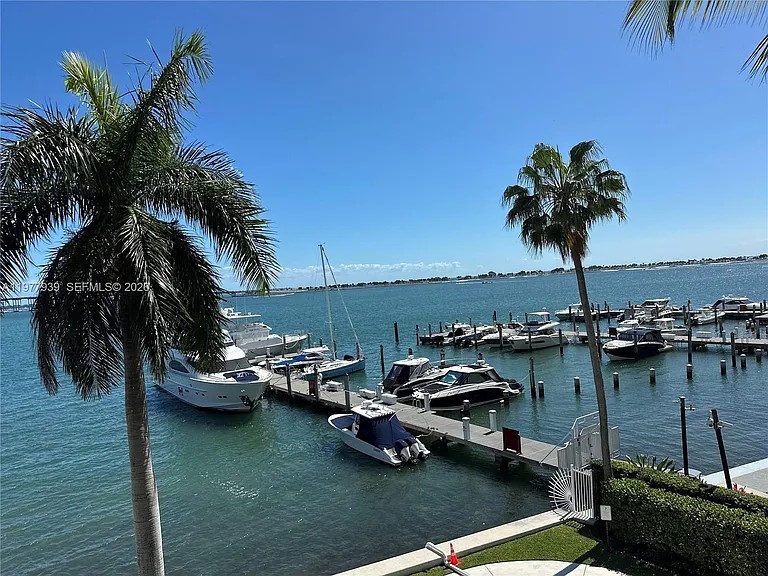 1541 Brickell Ave #B403 — Photo 46