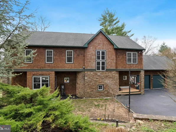 105 Shoen Rd, Exton, PA 19341