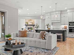 W248N2151 Kettle Cove COURT, Pewaukee, WI 53072