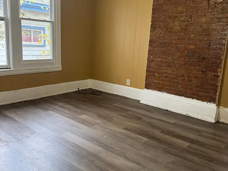 1102 Butternut St #2 — Photo 7