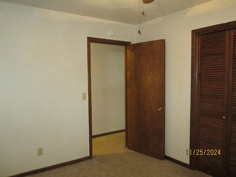 3402 W 10th St — Photo 7