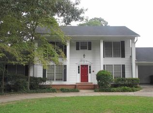 211 Tanglewood Dr, Warner Robins, GA 31093