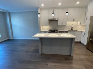 18 Artisan Dr #219, Salem, NH 03079