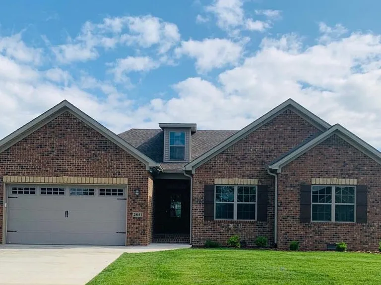 2651 Royal Ct — Photo 1