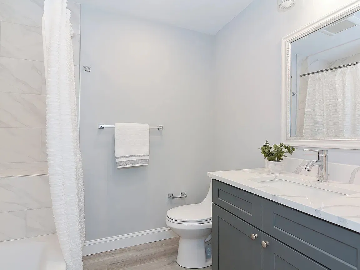 3 bed, 2.5 bath, 1900 sqft, $3,690 — Photo 4