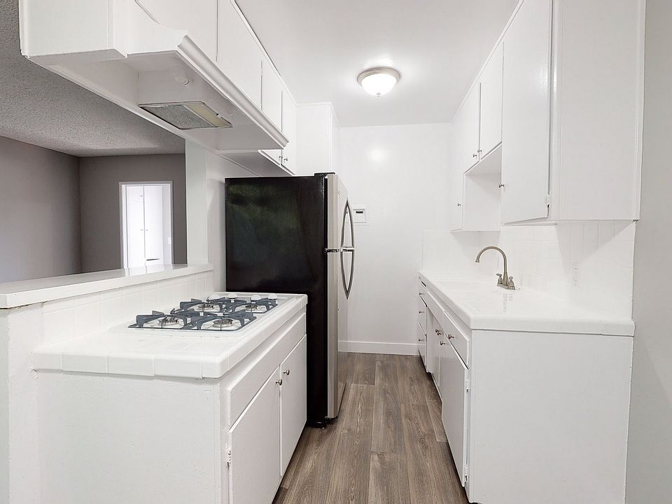 1st image of 12004 Vanowen St #2014