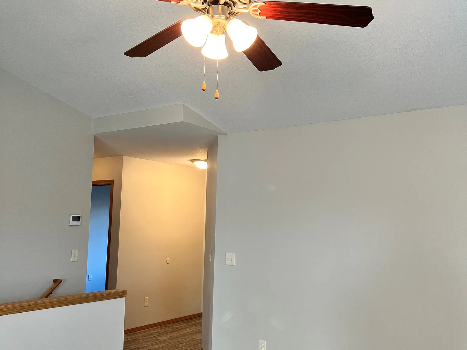 3 bed, 1800 sqft, $1,450 — Photo 2