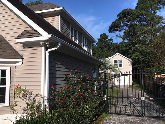 2nd image of 3212 Wickford Drive