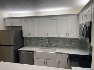 282 Arabian Rd, Palm Springs, FL 33461