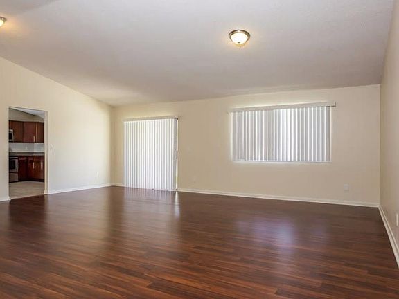 5th image of 8215 NW 53rd St