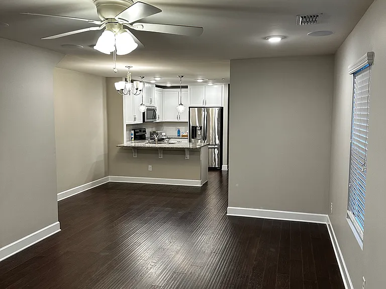1124 Lilly Valley Way — Photo 2