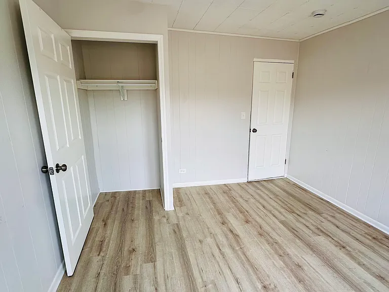 Bedroom 3 Closet