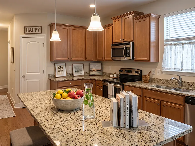 4705 N Stream Pl — Photo 2