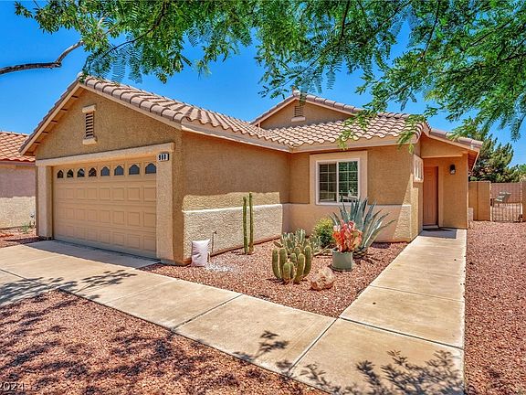 3rd image of 908 Moore Oaks Ct