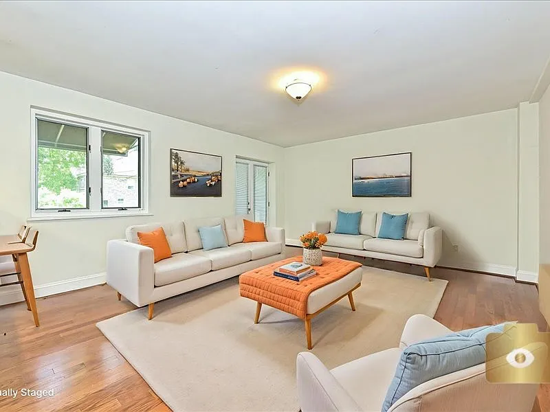 Building Photo - 2441 Vail Ave #1