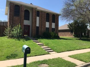 2240 Arbor Creek Dr, Carrollton, TX 75010