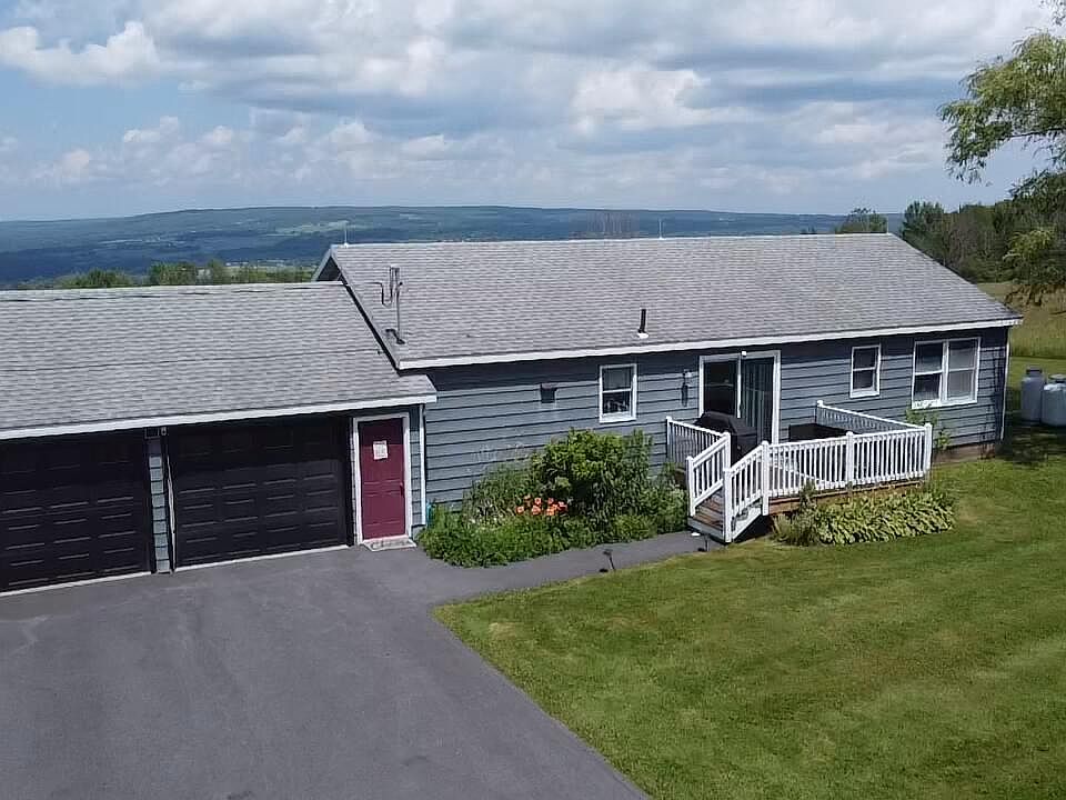 1st image of 858 Oak Hill Road