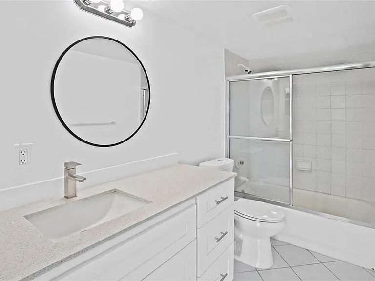 3000 E Sunrise Blvd #12E — Photo 17