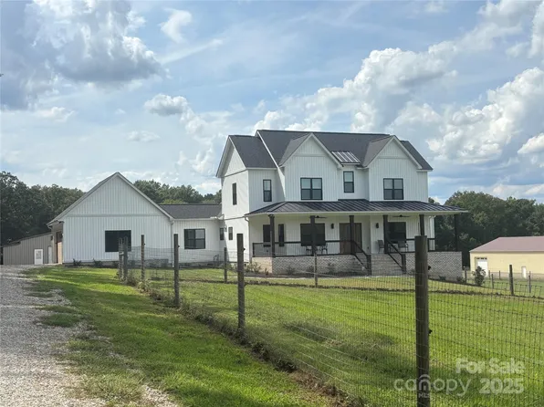 4802 Wolf Pond Rd, Monroe, NC 28112