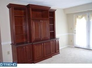 421 Brandon Rd #421, Jeffersonville, PA 19403