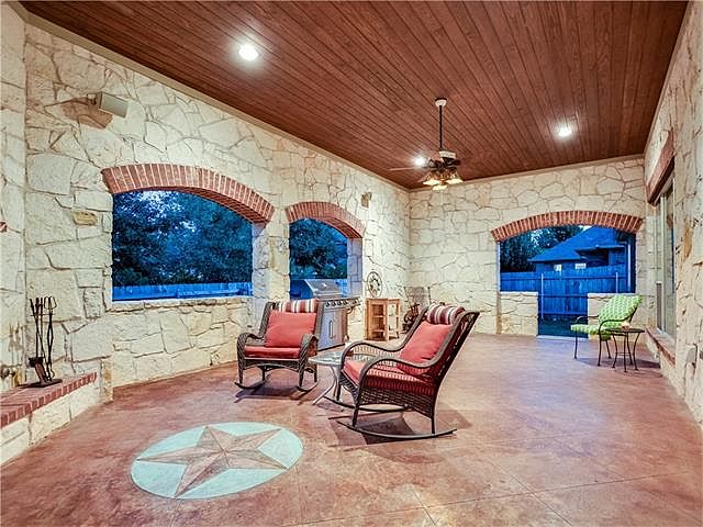 1st image of 2713 Sun Mountain Dr