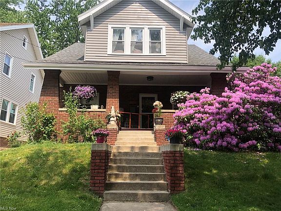2nd image of 2456 4th St