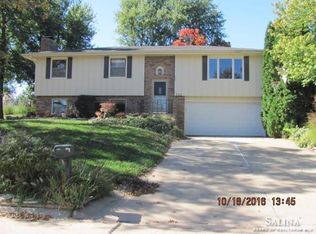 723 De Hoff Dr, Manhattan, KS 66502