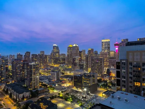 210 S 15th Ave SE #3202, Calgary, AB T2G 0B5