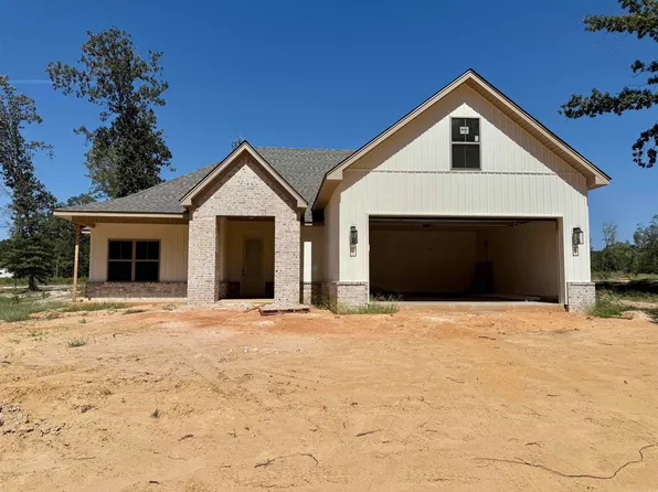6838 Detonti Rd, Bauxite, AR 72011