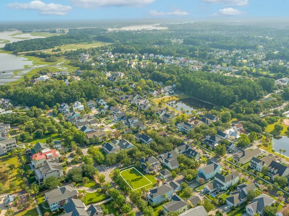 2500 Rivertowne Pkwy, Mount Pleasant, SC 29466